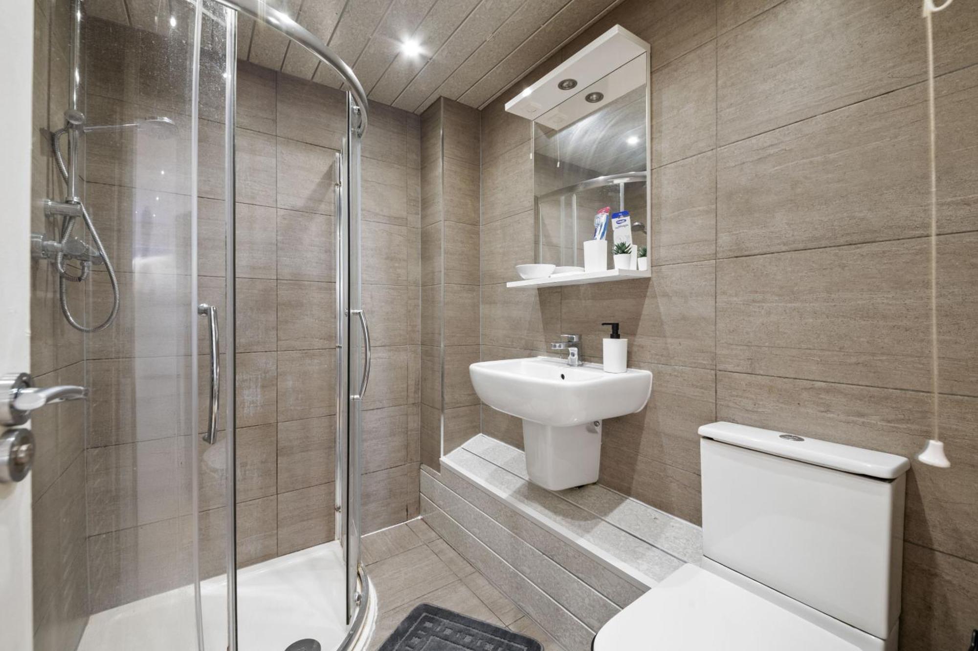 2 Bdr, Wembley Stadium, Parking, Family Friendly Appartement Londres